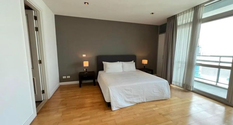 Wohnung zur Miete mit 3 Zimmer in Pathum Wan, Bangkok