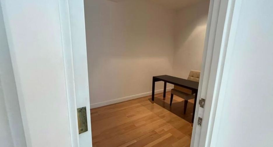 Wohnung zur Miete mit 3 Zimmer in Pathum Wan, Bangkok