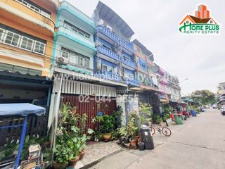 For sale 3 Beds retail Space in Bang Khun Thian, Bangkok