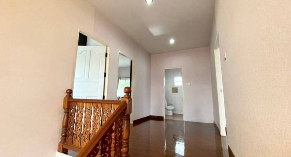 For rent and for sale 4 bed house in San Kamphaeng, Chiang Mai