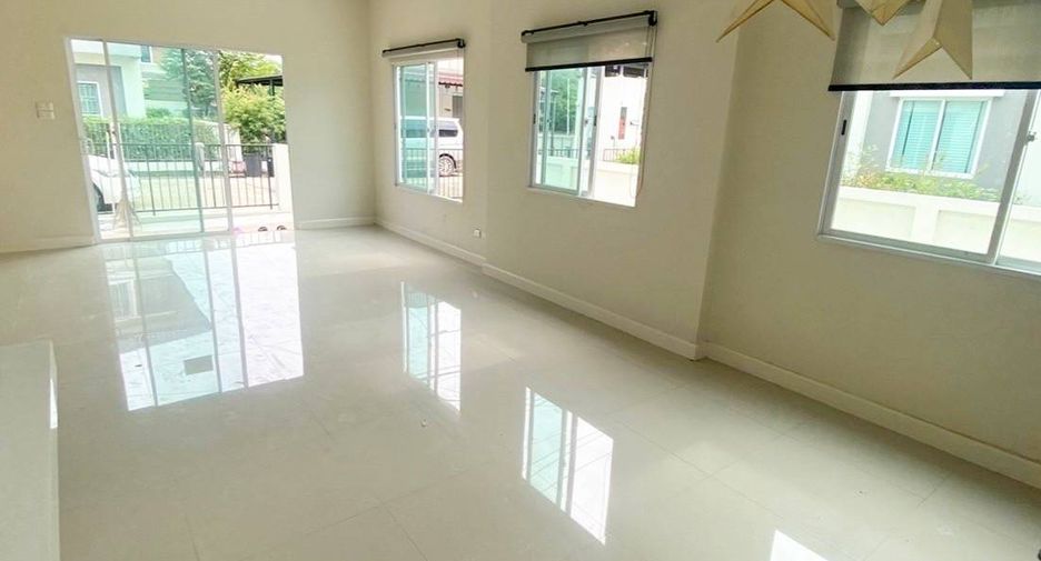 For rent 3 bed house in Lam Luk Ka, Pathum Thani