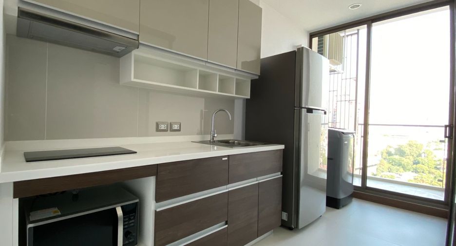 For rent and for sale 2 bedrooms condo in Watthana, Bangkok