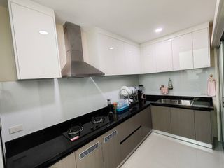 Casa adosada en alquiler de 3 habitaciones en Don Mueang, Bangkok
