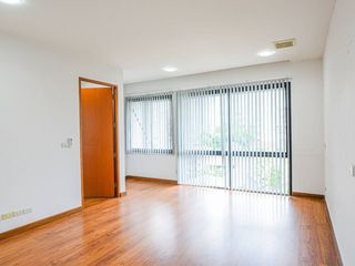 For rent 3 bedrooms office in Watthana, Bangkok