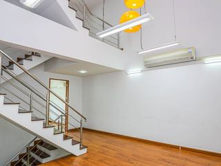 For rent 3 bedrooms office in Watthana, Bangkok