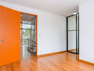 For rent 3 bedrooms office in Watthana, Bangkok