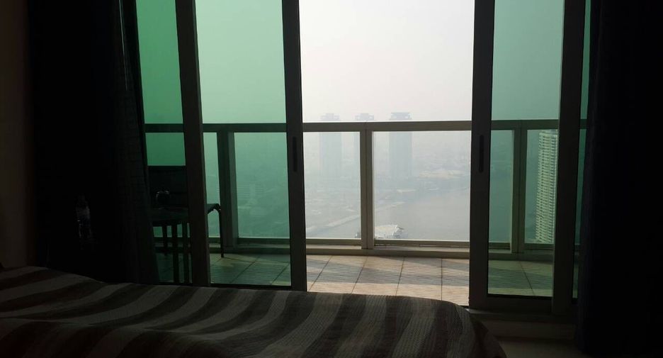 For rent 3 bedrooms condo in Sathon, Bangkok