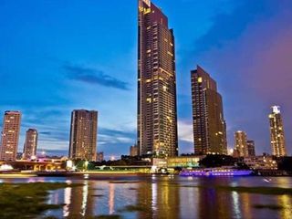 Condo en alquiler de 3 habitaciones en Sathon, Bangkok
