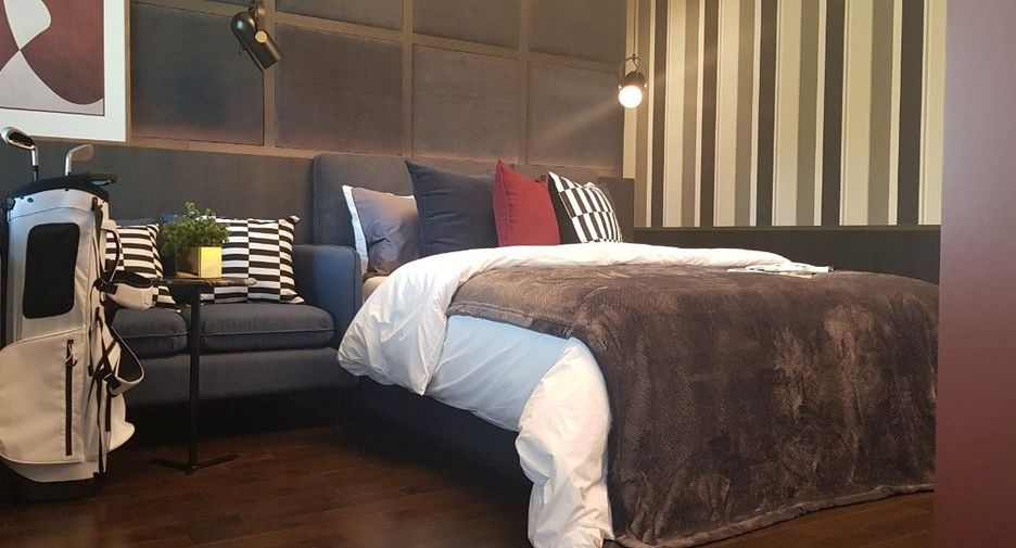 For sale 5 bedrooms house in Mueang Samut Prakan, Samut Prakan