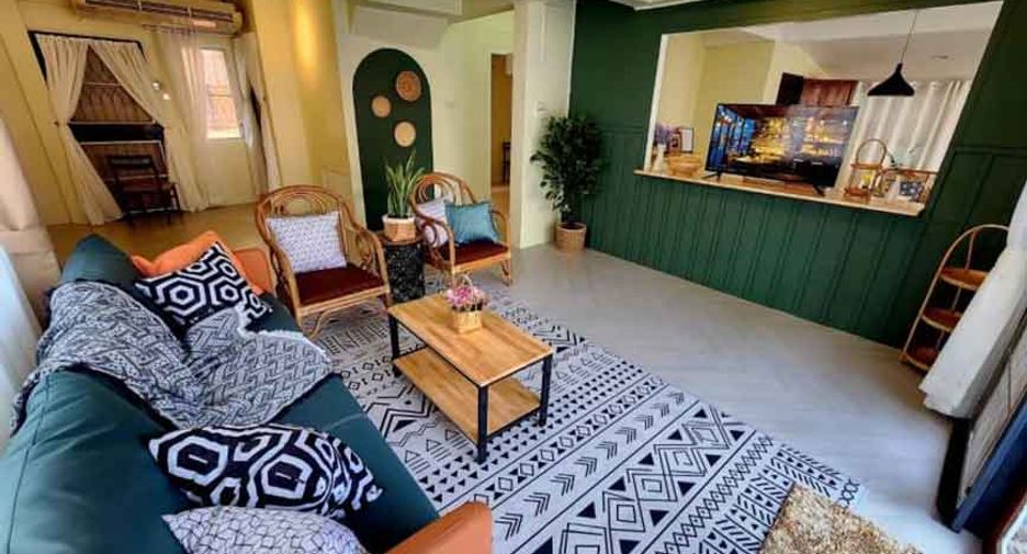 For rent 4 bedrooms house in San Sai, Chiang Mai