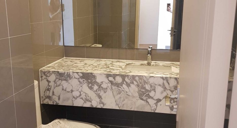 For sale 2 bedrooms condo in Pathum Wan, Bangkok