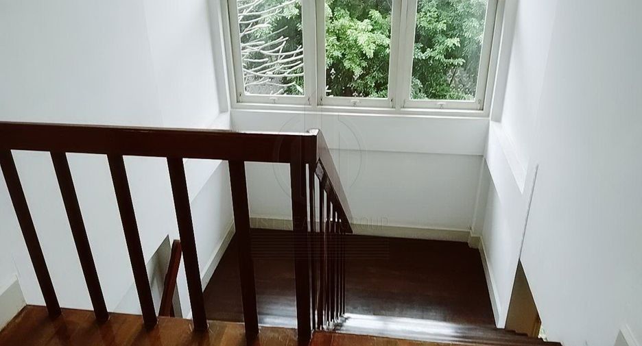ให้เช่า 2 ห้องนอน บ้านเดี่ยว ใน วัฒนา, กรุงเทพฯ