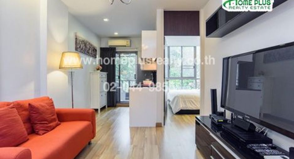 For sale 1 bed condo in Khlong Toei, Bangkok