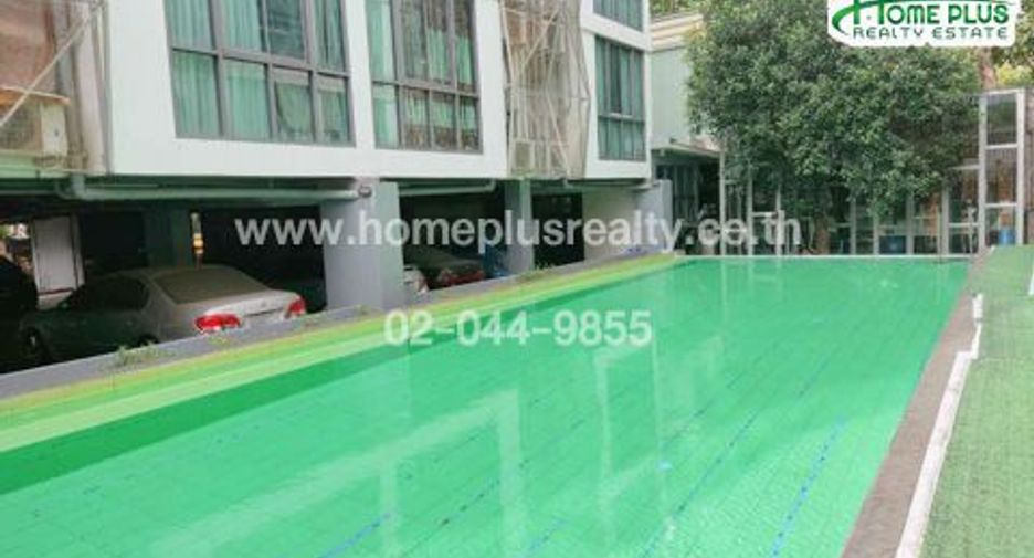For sale 1 bed condo in Khlong Toei, Bangkok