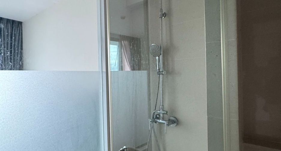 Condo en alquiler de 1 habitaciones en Bang Lamung, Chonburi