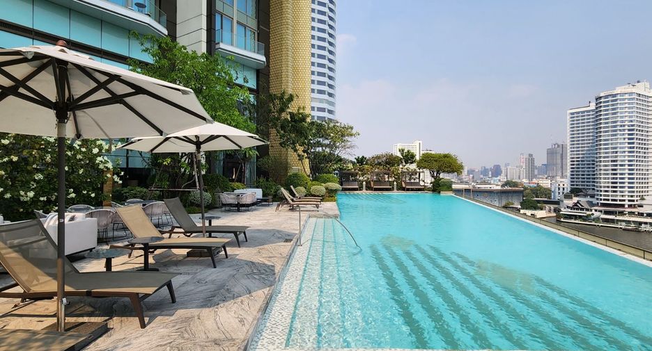 For rent そして for sale 3 ベッドルーム condo in Khlong San, Bangkok