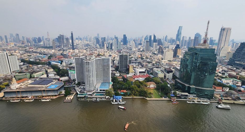 For rent そして for sale 3 ベッドルーム condo in Khlong San, Bangkok