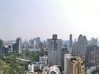 For sale 2 ベッドルーム condo in Pathum Wan, Bangkok