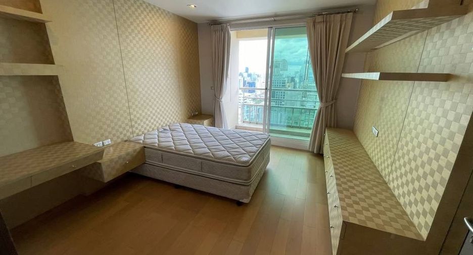 Wohnung zur Miete mit 4 Zimmer in Khlong Toei, Bangkok