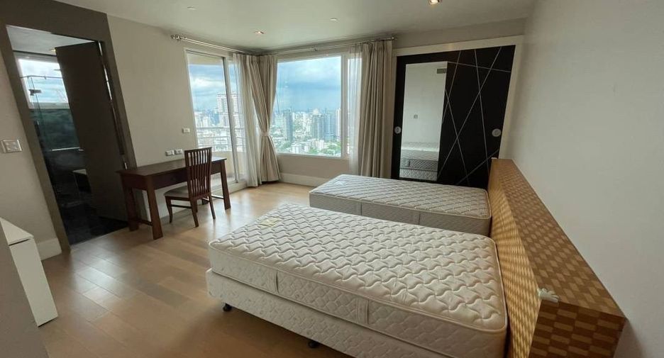 Wohnung zur Miete mit 4 Zimmer in Khlong Toei, Bangkok