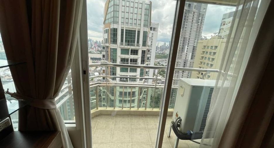 Wohnung zur Miete mit 4 Zimmer in Khlong Toei, Bangkok