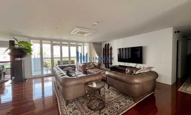 For sale 3 bed condo in Watthana, Bangkok