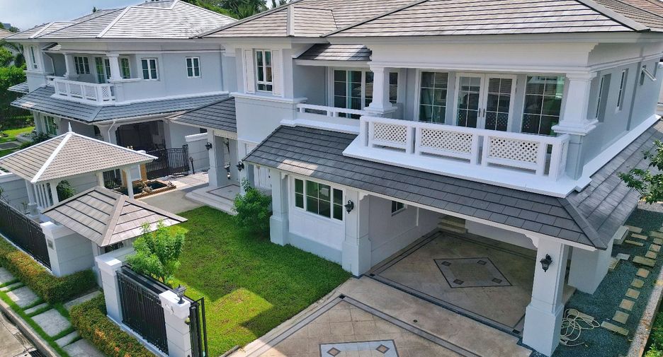 For sale 4 bedrooms house in Phasi Charoen, Bangkok