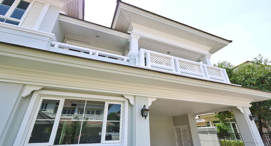 For sale 4 bedrooms house in Phasi Charoen, Bangkok