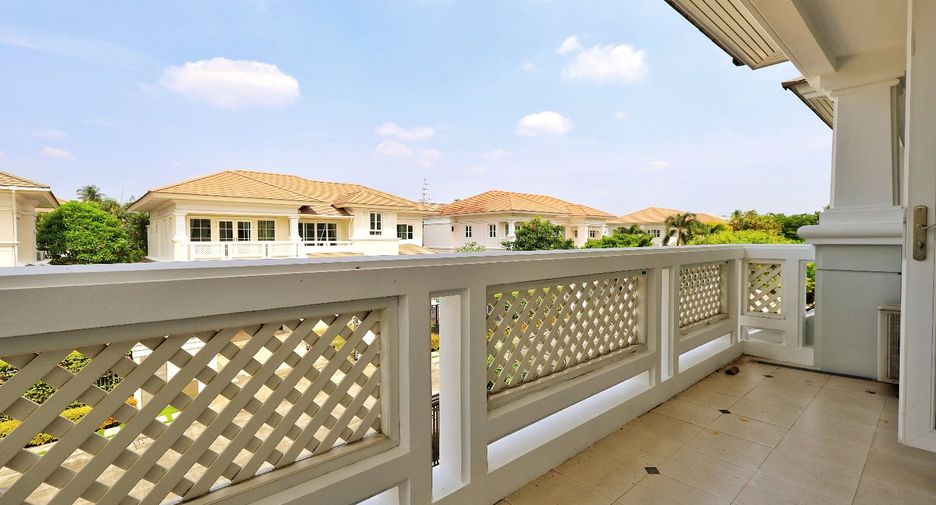 For sale 4 bedrooms house in Phasi Charoen, Bangkok