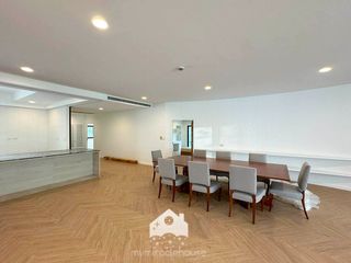 For rent 4 bed apartment in Watthana, Bangkok