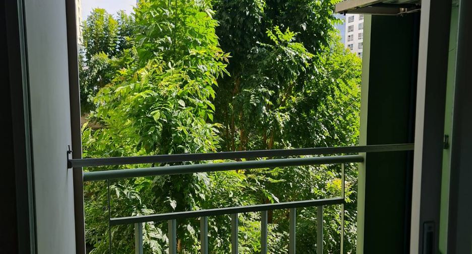 For sale 1 bed condo in Mueang Samut Prakan, Samut Prakan