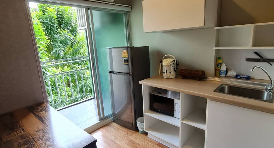 For sale 1 bed condo in Mueang Samut Prakan, Samut Prakan