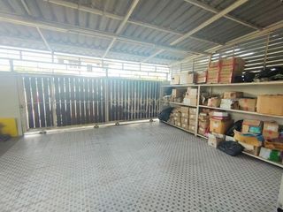 Reihenhaus zur Miete und zum Kauf mit 4 Zimmer in Chatuchak, Bangkok