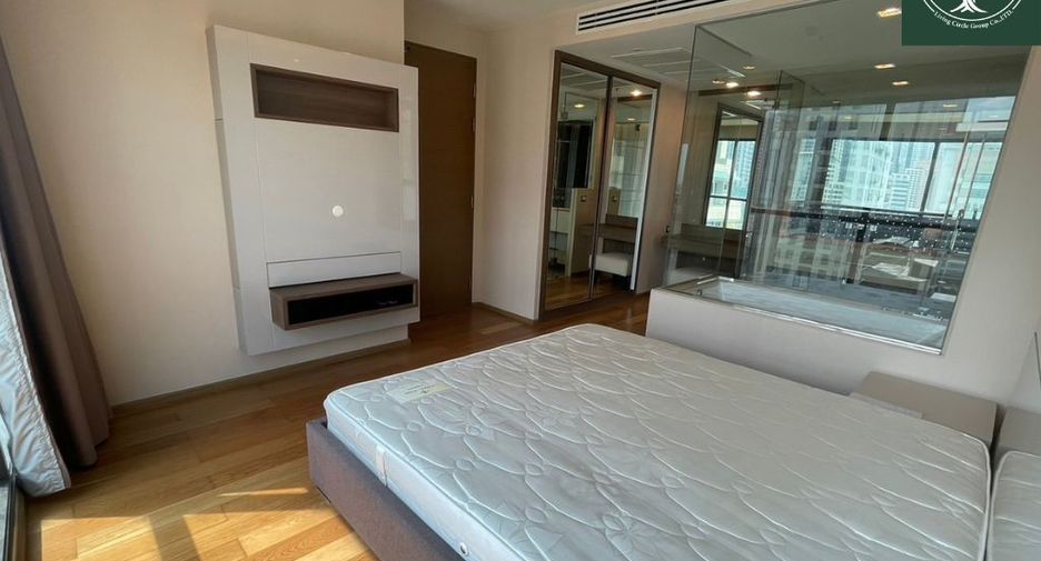 For sale 2 bedrooms condo in Sathon, Bangkok