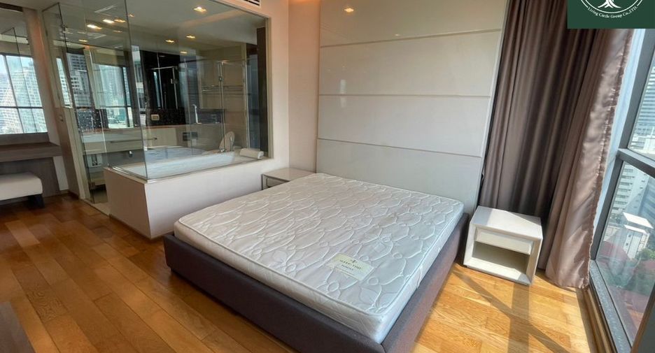 For sale 2 bedrooms condo in Sathon, Bangkok