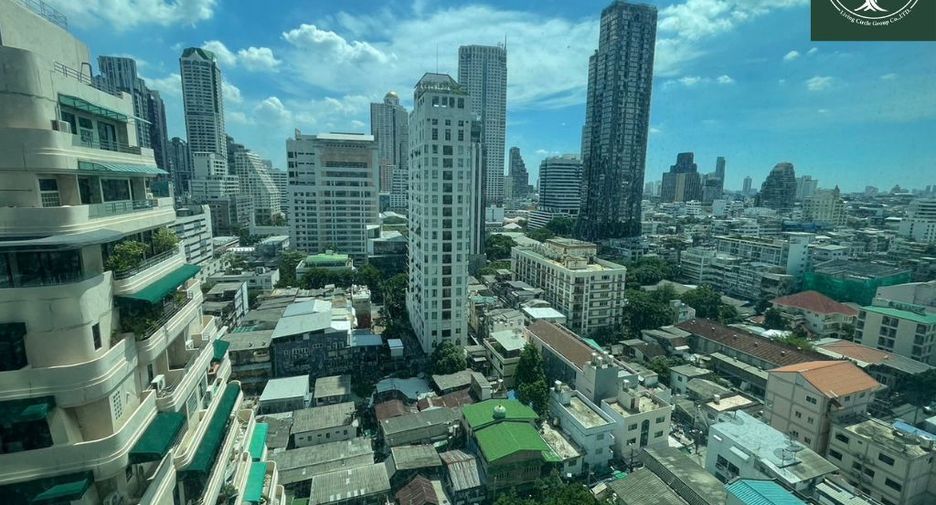 For sale 2 bedrooms condo in Sathon, Bangkok