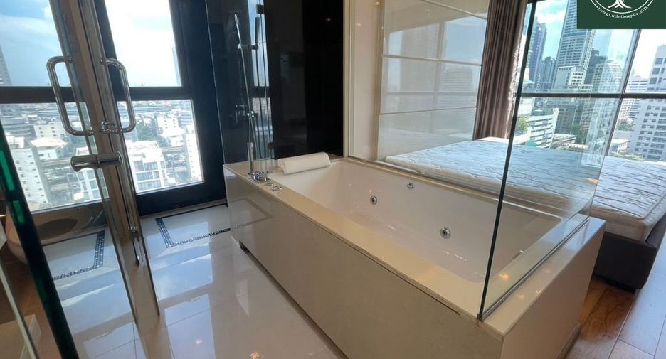 For sale 2 bedrooms condo in Sathon, Bangkok