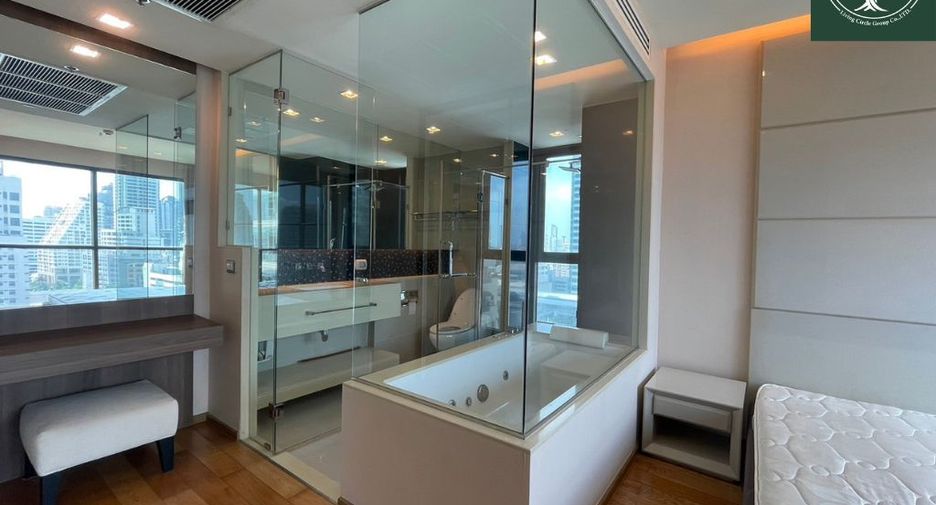 For sale 2 bedrooms condo in Sathon, Bangkok
