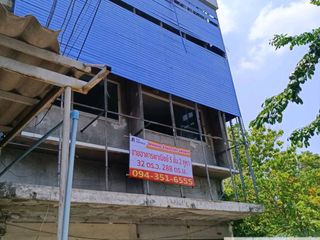 For sale 13 Beds retail Space in Rat Burana, Bangkok