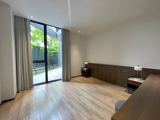 Apartamento en alquiler de 3 habitaciones en Khlong Toei, Bangkok