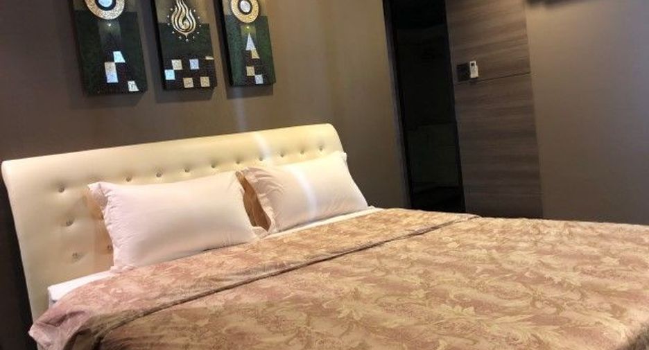 For sale 2 bedrooms condo in Khlong Toei, Bangkok
