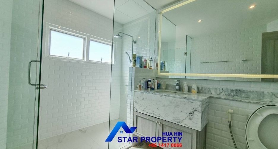 For sale 4 bedrooms condo in Hua Hin, Prachuap Khiri Khan