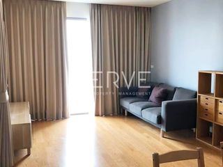 For sale 2 bed condo in Yan Nawa, Bangkok