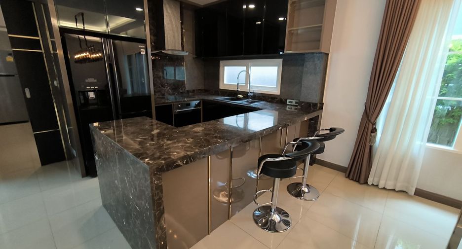 For rent and for sale 4 bedrooms house in Prawet, Bangkok