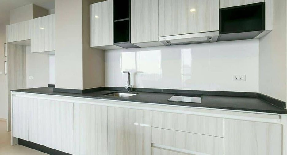 For rent and for sale 1 bed condo in Watthana, Bangkok