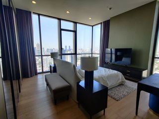 For rent 3 bedrooms condo in Watthana, Bangkok