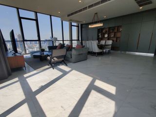 For rent 3 bedrooms condo in Watthana, Bangkok