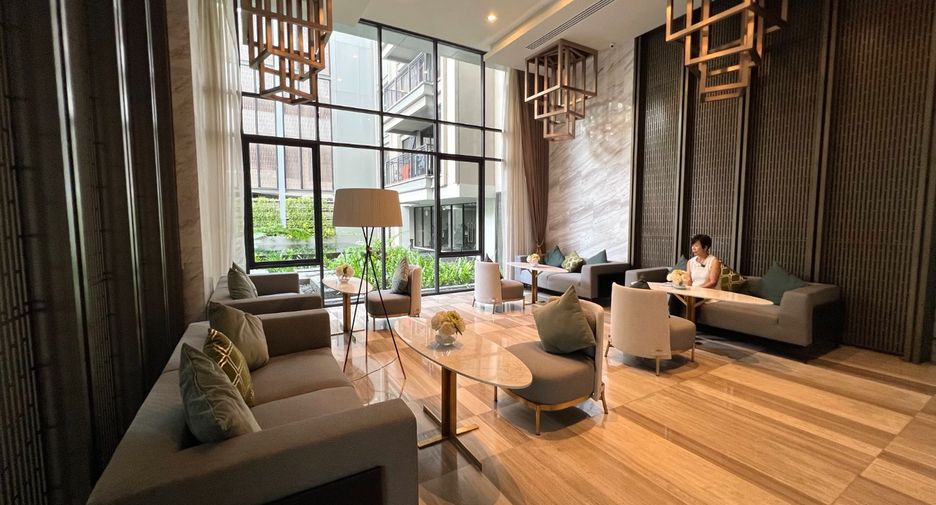 For sale 2 bedrooms condo in Pathum Wan, Bangkok
