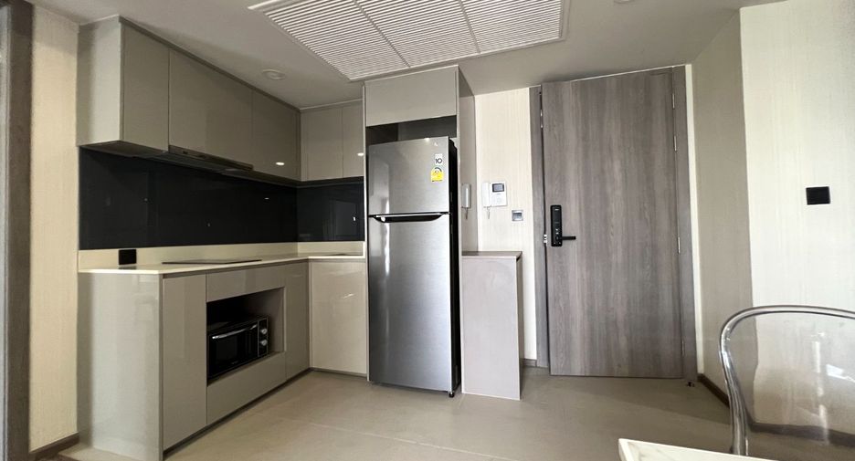 For sale 2 bedrooms condo in Pathum Wan, Bangkok