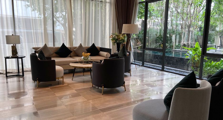 For sale 2 bedrooms condo in Pathum Wan, Bangkok